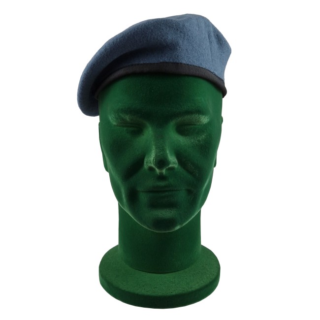 Basco spagnolo ceruleo Aeronautica